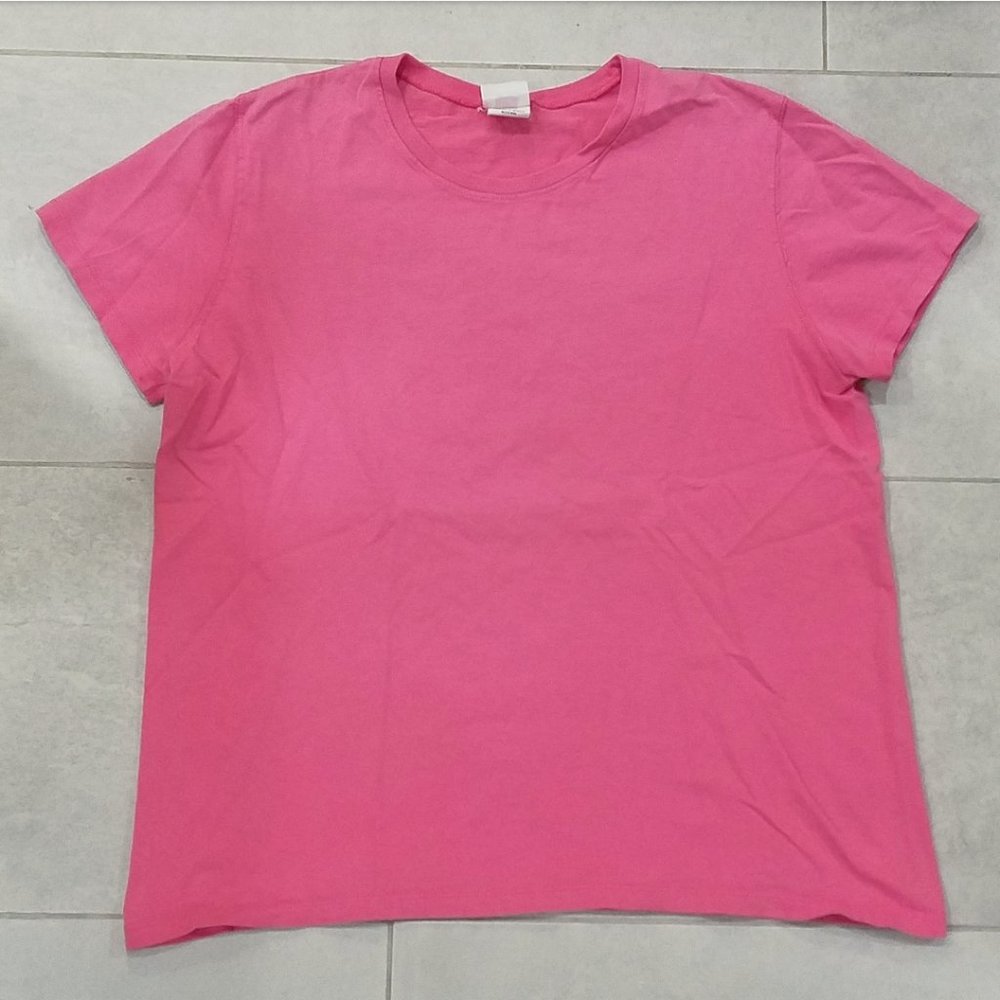 Hanes pink short sleeve tee